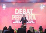 Debat Perdana Paslon Bupati Kolaka Digelar di Sutan Raja