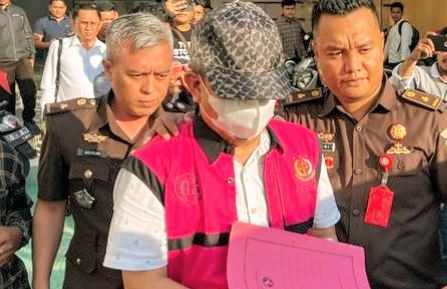 Lakukan Korupsi, Sekda Kota Kendari Dijebloskan ke Penjara