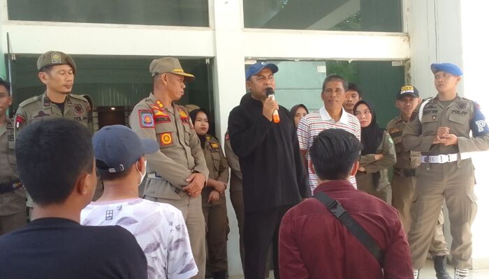 Assesment dan Percepatan Lelang di Kolut Dipastikan Prosedural, Stafsus Heran Mahasiswa Demo