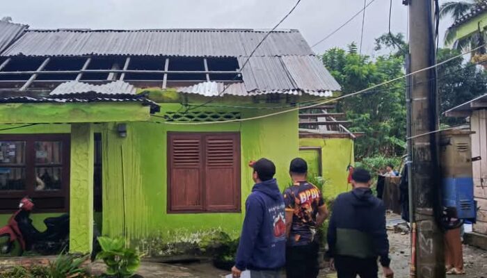 Pemda Koltim Bantu Korban Puting Beliung di Lalolae