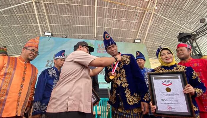 Kolaka Utara Pecahkan Rekor MURI Makan Bergizi Gratis Dengan Peserta Terbanyak