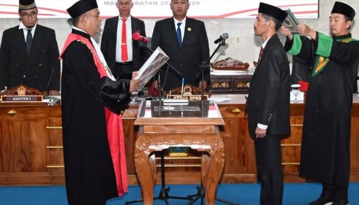 Muhammad Syair Resmi Jabat Wakil Ketua I DPRD Kolut
