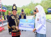 Peringati Hardiknas 2025, Sekda Sultra Sampaikan Program Unggulan 100 Hari Kerja Gubernur