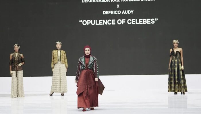 Konasara Goes Runway! Tenun Konawe Utara Curi Perhatian di IFW 2025