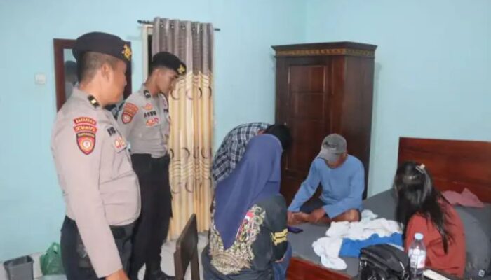 Razia di Konawe: 6 Pasangan Bukan Suami Istri Diamankan, 2 Pemuda Bawa Sajam