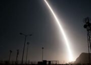AS Uji “Rudal Kiamat” Minuteman III, Terbang 15.000 Mil per Jam ke Pasifik