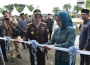 Membaca di Tengah Taman: Kolaka Hadirkan Oase Literasi Digital