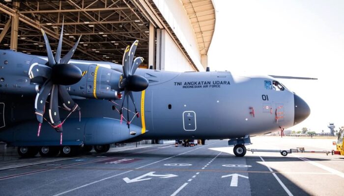 Tampang Sangar Pesawat A400M Pesanan Indonesia Keluar Hanggar
