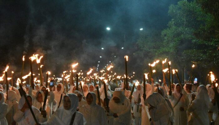 Kabupaten Kolaka Semarakkan Tahun Baru Islam 1 Muharram dengan Pawai Obor