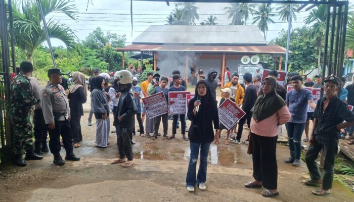 Keberadaan PT TMM Menambang di Kolaka Utara Disebut Hanya Merugikan, TNI-Polri Kawal Masyarakat Gelar Aksi