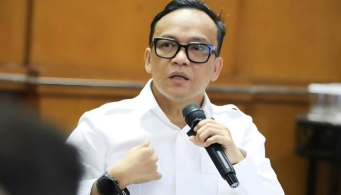 KPK Tangkap Wamenaker Immanuel Ebenezer