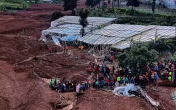 Tanah Longsor Terjang Bandung Barat, Delapan Orang Meninggal dan Puluhan Masih Hilang
