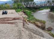 Jarak Jalan ke Bibir Sungai Menyempit, Perencanaan Jalan Inspeksi Sungai Lapai Dipertanyakan