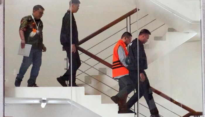 Komisi Pemberantasan Korupsi Tahan Tersangka Kasus Korupsi Kuota Haji 2023–2024