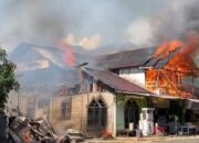 Dua Rumah di Kolaka Utara Terbakar, Kerugian Ditaksir Capai Rp1 Miliar