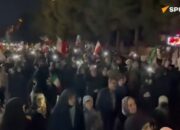 AS-Iran Gencatan Senjata, Warga Iran Turun ke Jalan Rayakan Kemenangan