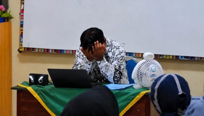 Status Guru Honorer Dihapus Mulai 2027