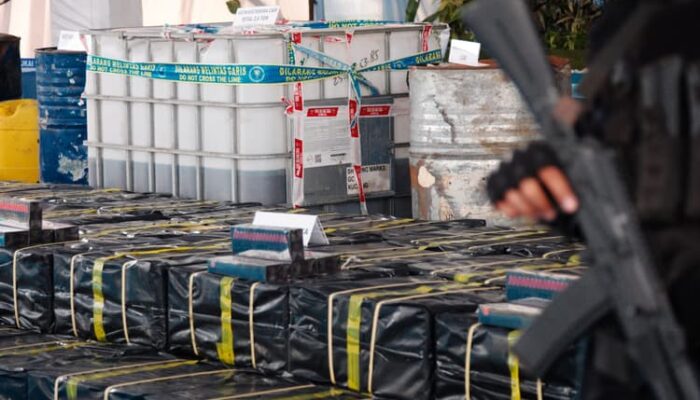 Gagal Masuk Indonesia! Sabu Cair 2,6 Ton Diselundupkan Lewat Kapal, 10 ABK Myanmar Diamankan di Kepri
