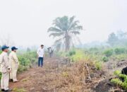 Prabowo Tinjau Karhutla di Kalimantan Barat