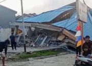 NTT Diguncang Gempa Hebat 7,7, Dua Warga Dilaporkan Tewas Tertimpa Reruntuhan Bangunan