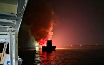 Kapal Bawa Chemical Terbakar di Perairan Kabaena, Dua Orang Meninggal